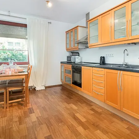 Tarifa - By The Sea By Renters Апартаменти *